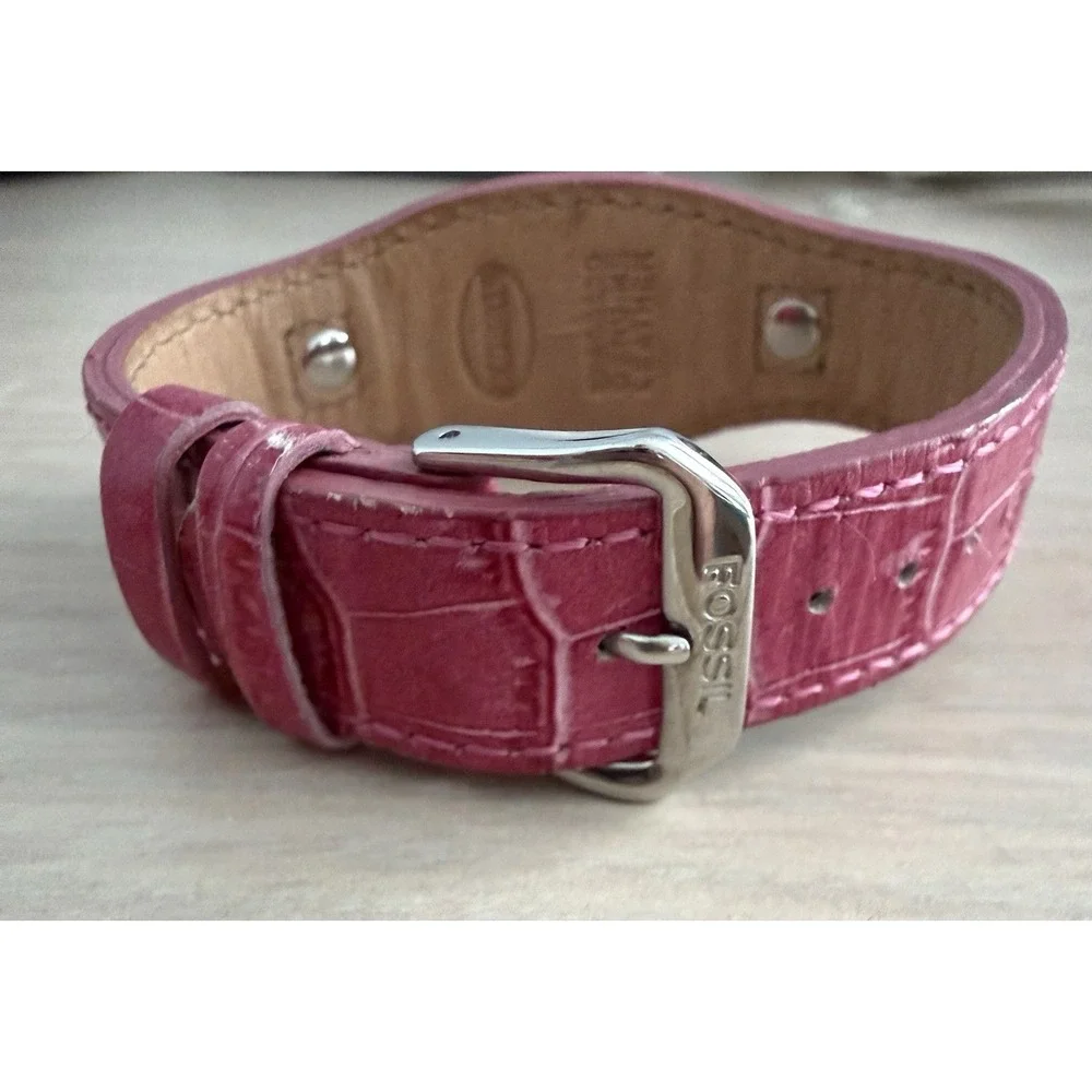 Fossil F2 Mother Pearl Leather Pink Textured Strap Women's Watch Needs Battery